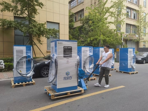 Latest company Solutions about Đến ga cao tốc Qinghai để sạc