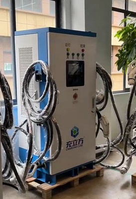 Giá tốt. 400A IP54 Trạm sạc xe điện thông minh với bốn khẩu súng trực tuyến