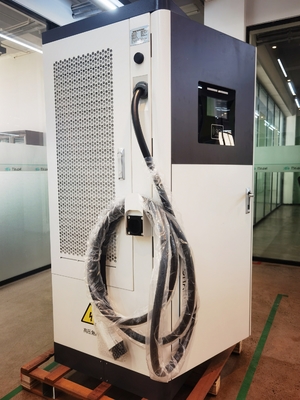 Một số bộ phận của trạm sạc xe điện của chúng tôi Xưởng sản xuất trạm sạc xe điện hiện đại 120KW tích hợp hai súng DC trạm sạc xe điện CCS2 GBT xe điện thương mại sạc nhanh