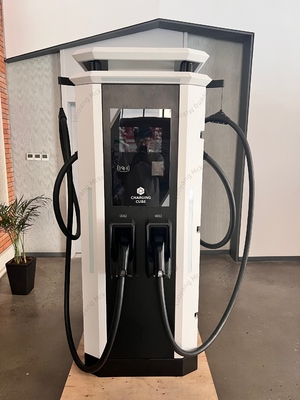 Tùy chỉnh Ocpp Trung Quốc Nhà sản xuất Trạm sạc xe điện DC Đồ sạc 120kW Xa lộ cấp 3